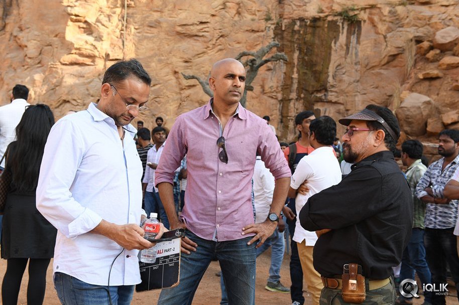 Baahubali-2-Pumpkin-Breaking-Function